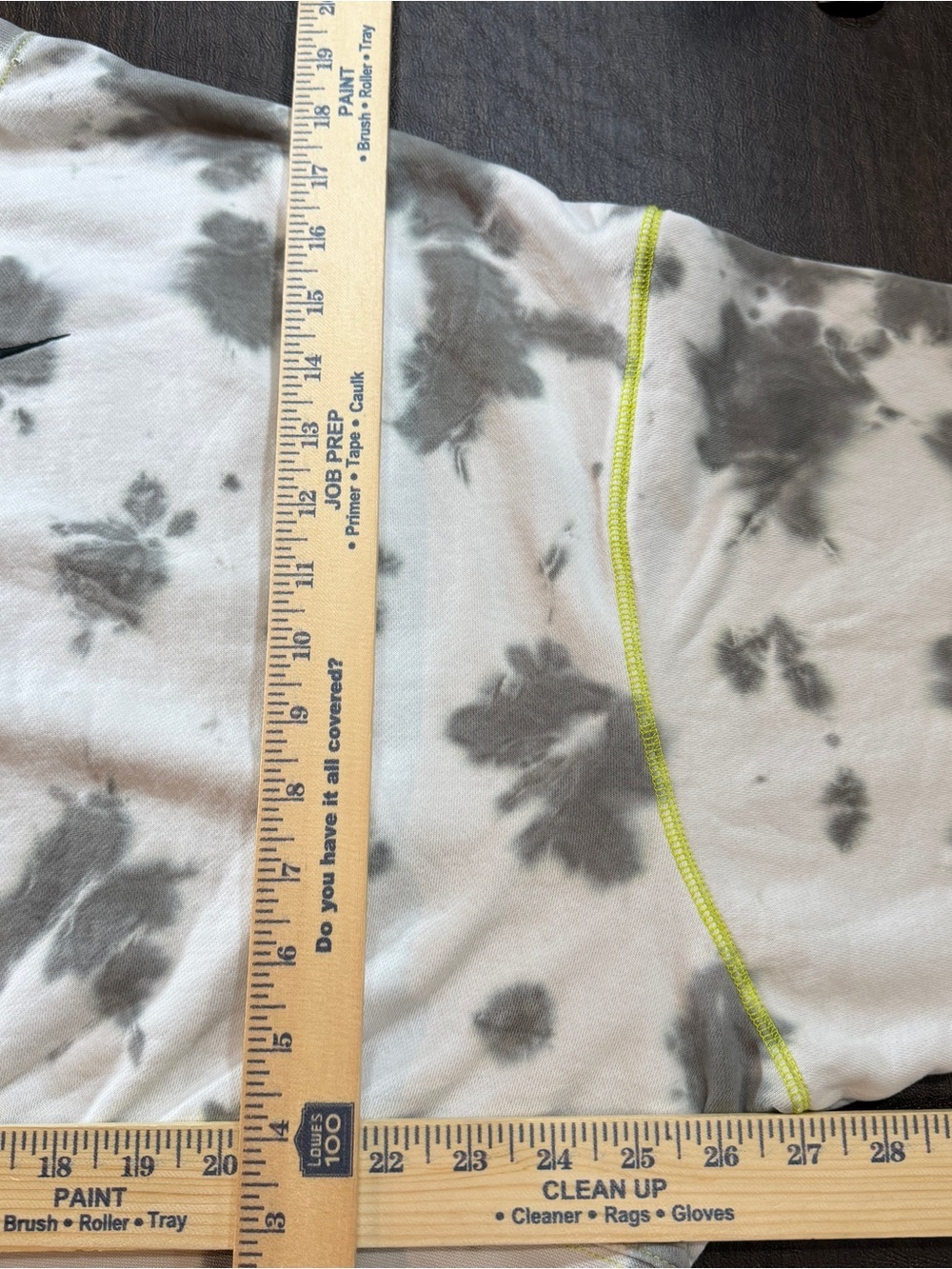 Nike Grey Tie-Dye Cropped Sweatshirt with Neon Trim Sz S - Picture 4 of 6